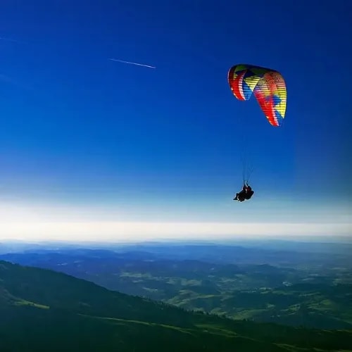 Gleitschirm-Tandemflug in der Schweiz buchen